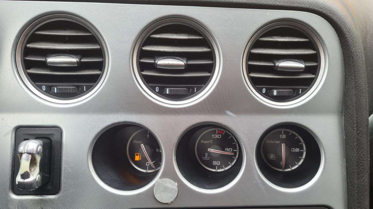 alfa-romeo-159-sportwagon-2010-diesel-1956cc