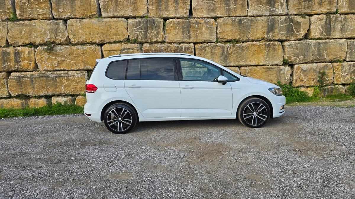 volkswagen-touran-2018-diesel-1598cc