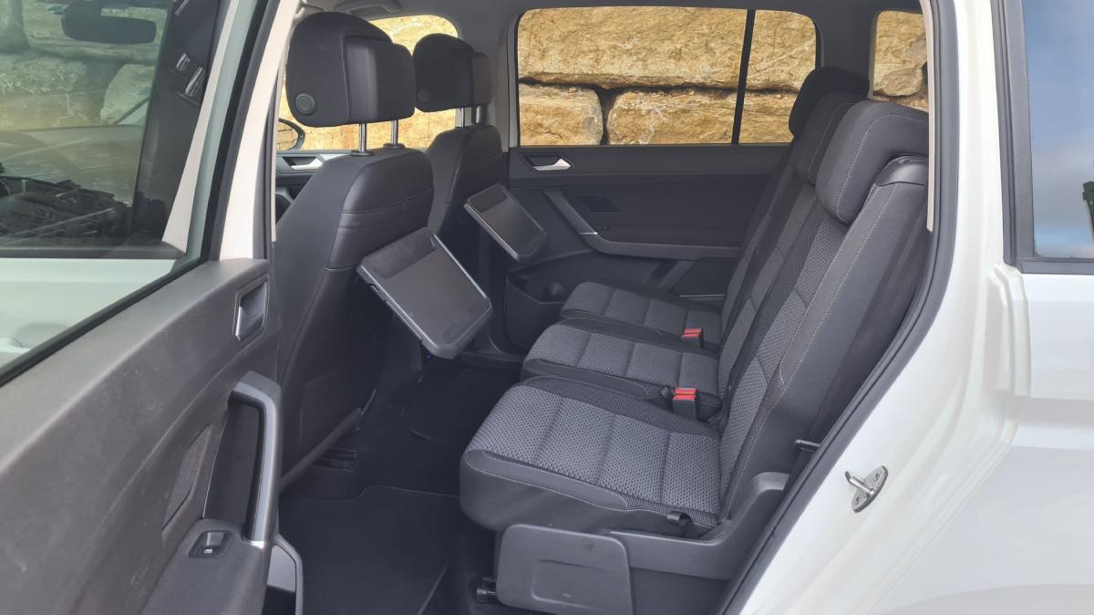 volkswagen-touran-2018-diesel-1598cc
