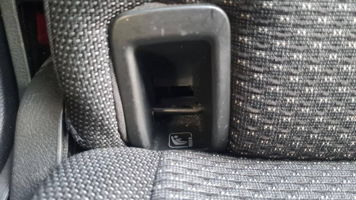 volkswagen-touran-2018-diesel-1598cc