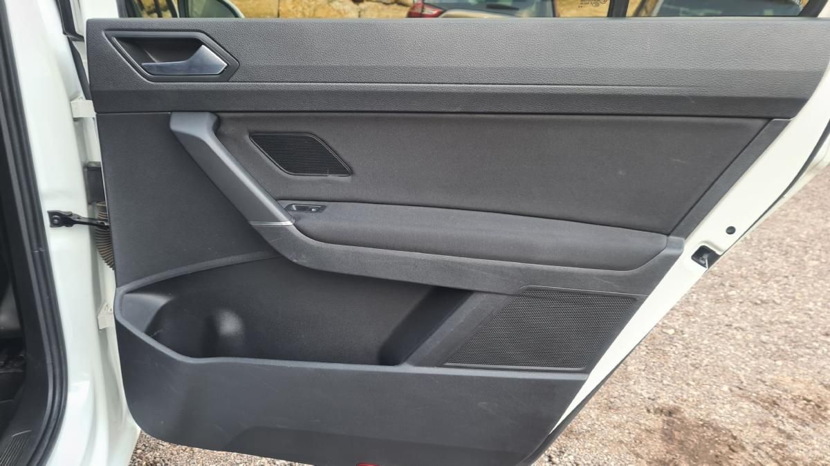 volkswagen-touran-2018-diesel-1598cc