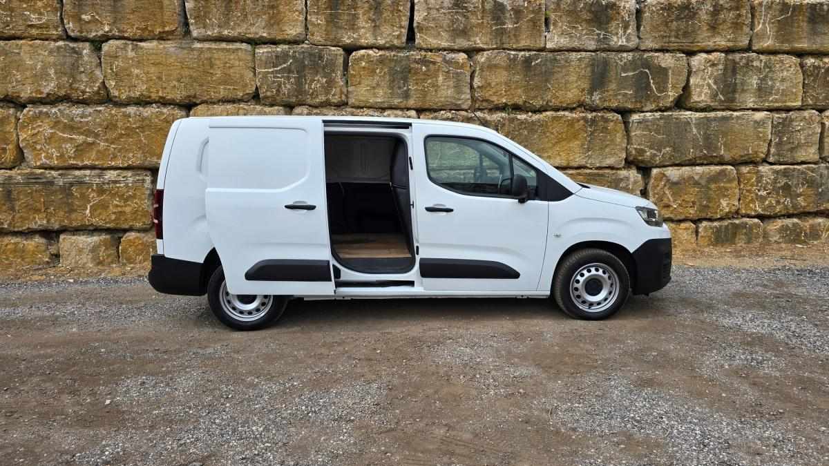citroen-berlingo-2021-diesel-1499cc