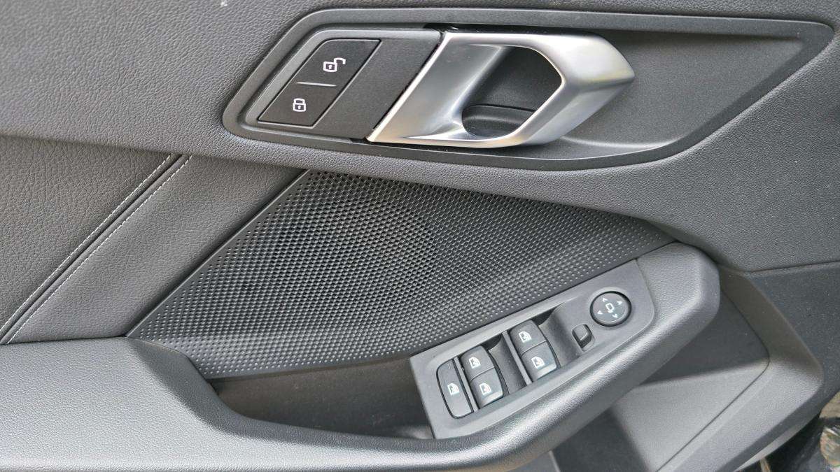 bmw-serie-1-2021-diesel-1496cc