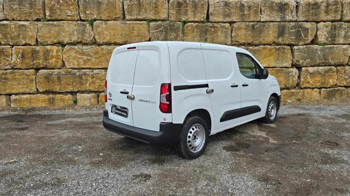 toyota-proace-2021-diesel-1499cc