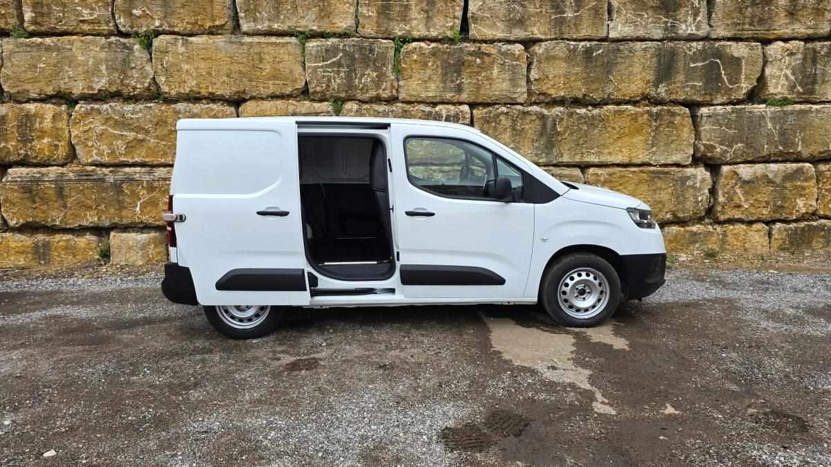 toyota-proace-2021-diesel-1499cc