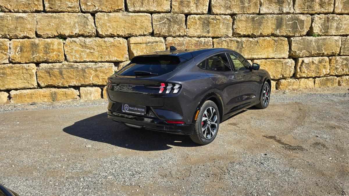 ford-mustang-2022-eletrico-0cc