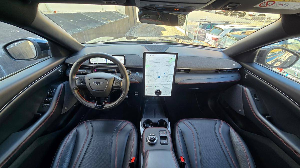 ford-mustang-2022-eletrico-0cc
