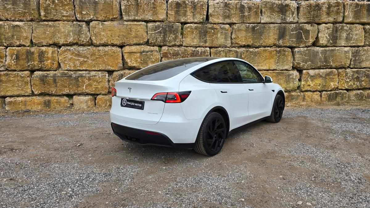 tesla-model-y-2023-eletrico-0cc