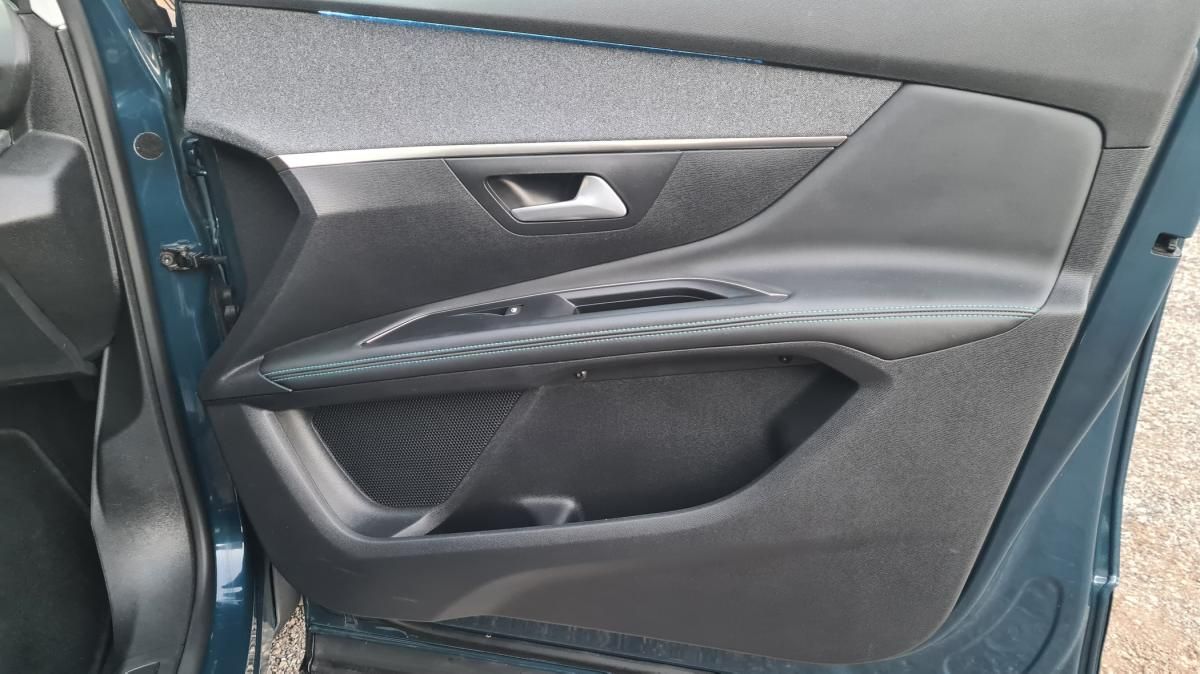 peugeot-5008-2021-diesel-1499cc