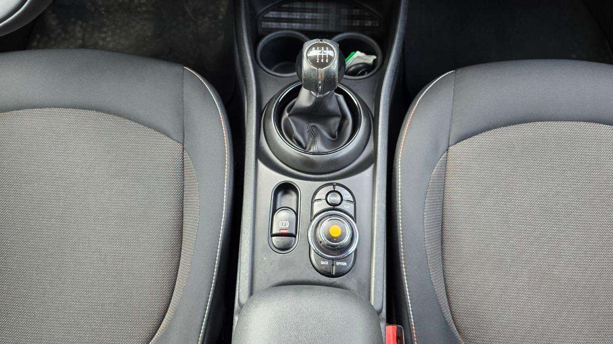 mini-clubman-2021-diesel-1496cc
