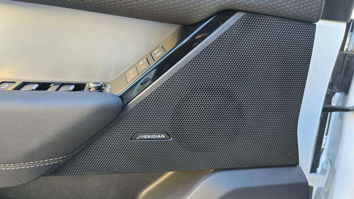 land-rover-range-rover-velar-2022-hibrido-a-gasolina-1997cc