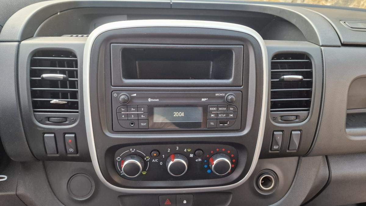 renault-trafic-2020-diesel-1598cc