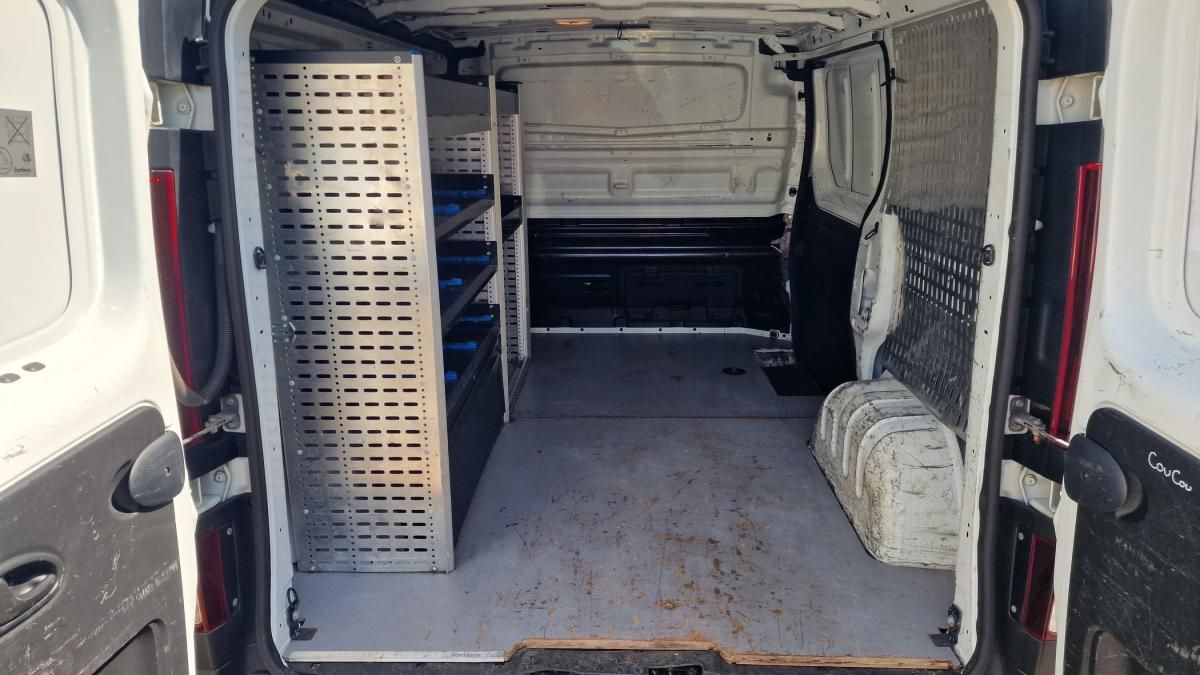 renault-trafic-2020-diesel-1598cc
