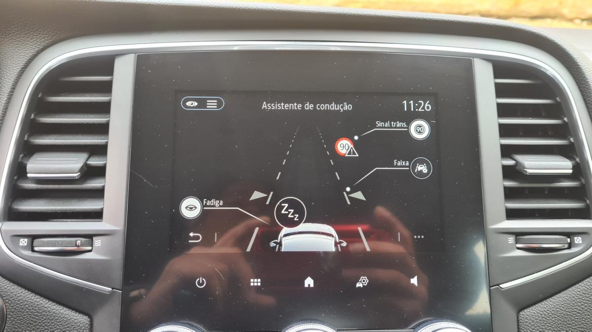 renault-megane-2022-diesel-1461cc