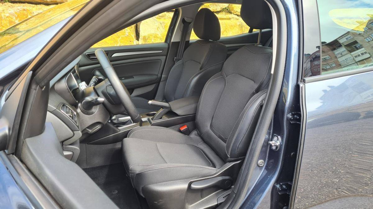 renault-megane-2022-diesel-1461cc