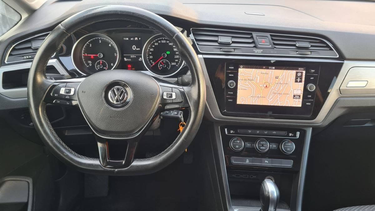volkswagen-touran-2018-diesel-1598cc