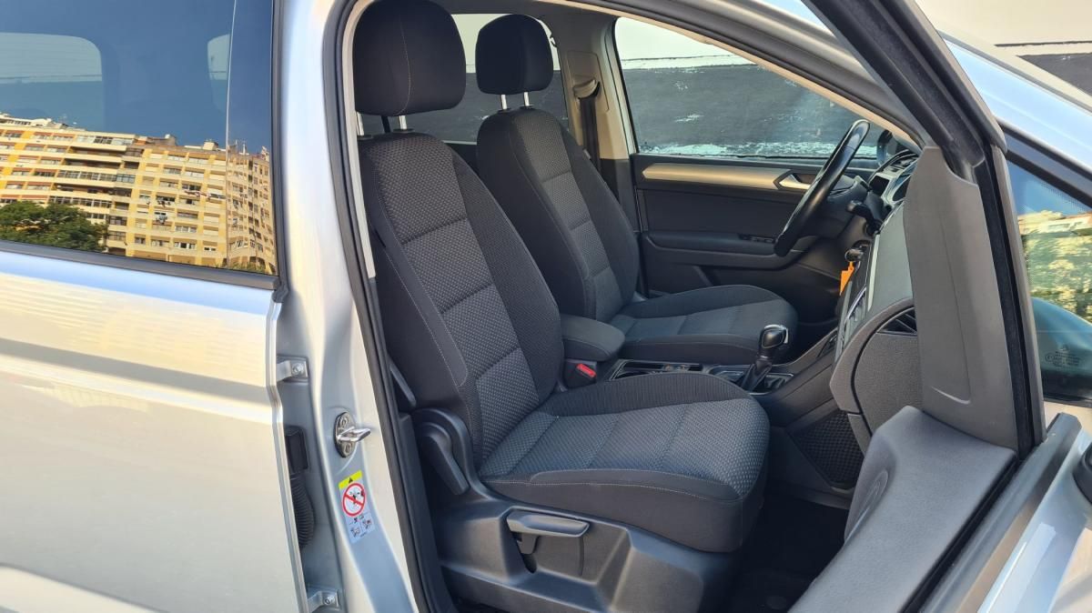 volkswagen-touran-2018-diesel-1598cc