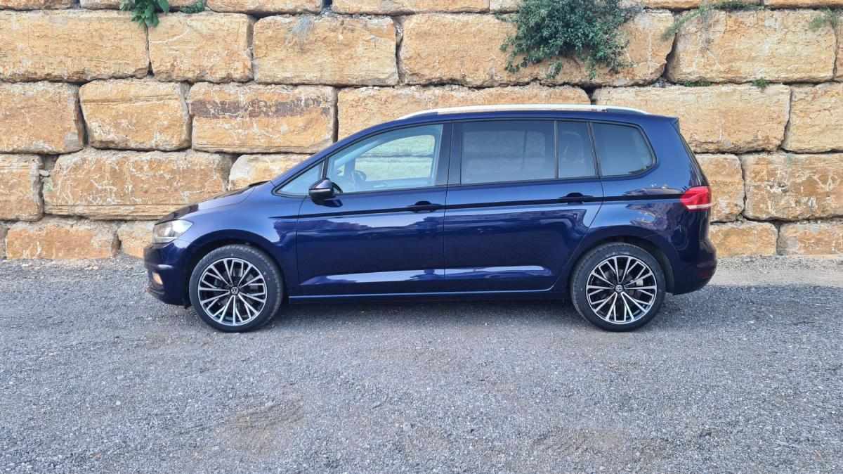 volkswagen-touran-2019-diesel-1598cc
