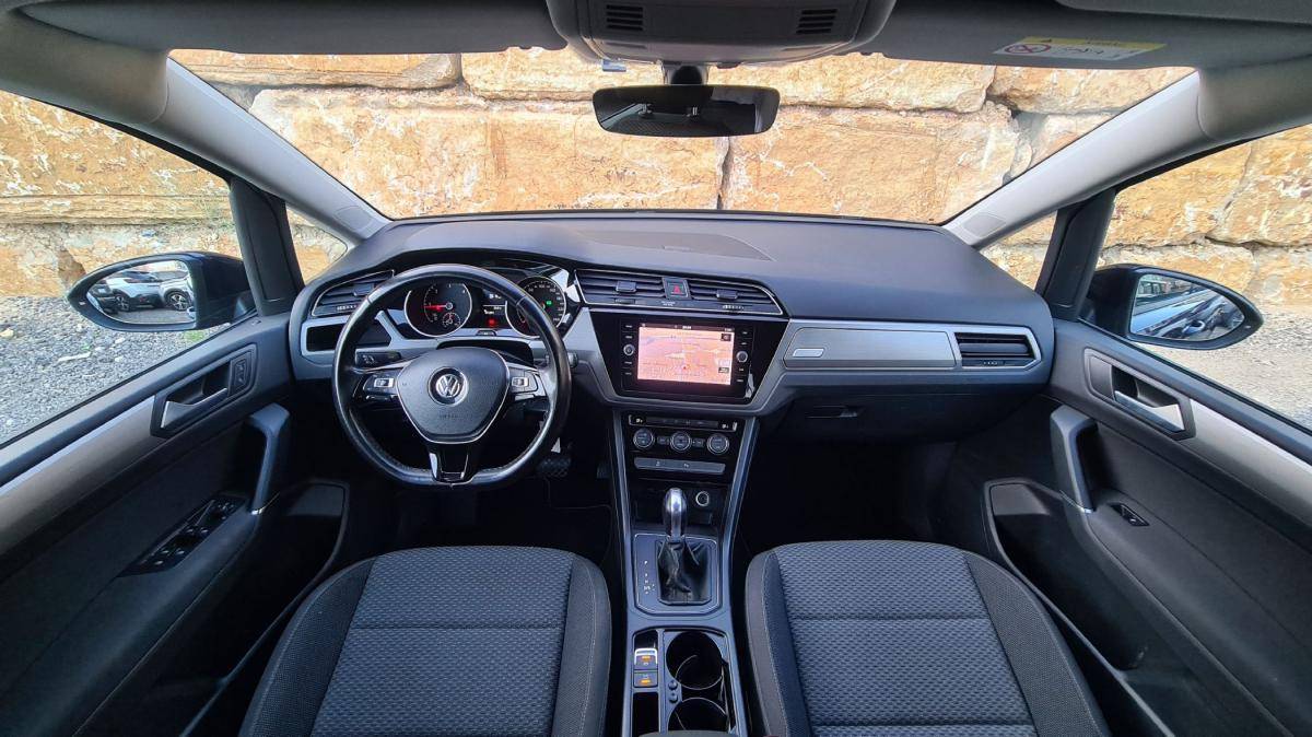volkswagen-touran-2019-diesel-1598cc