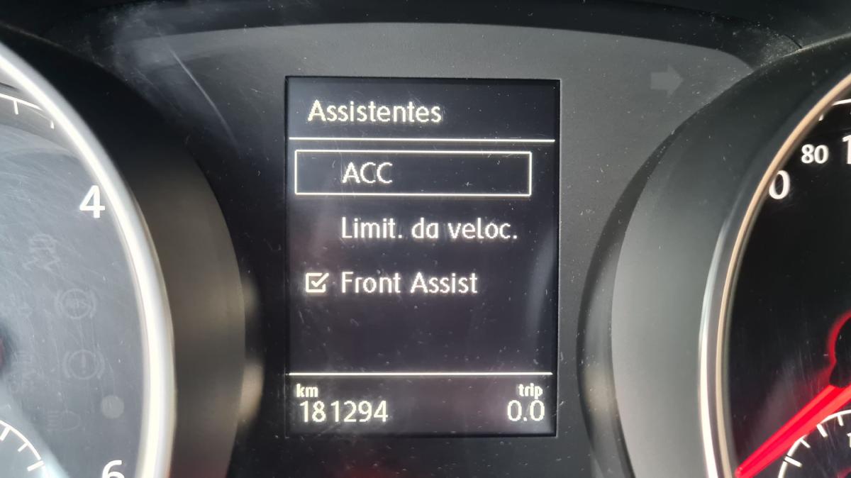 volkswagen-touran-2019-diesel-1598cc