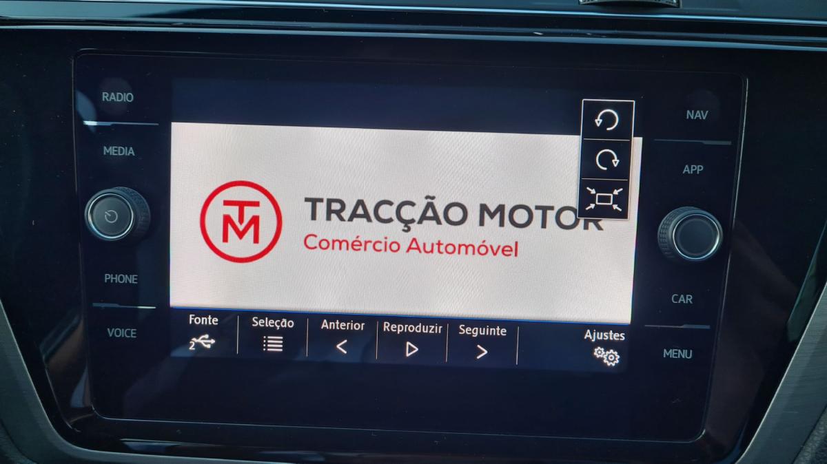 volkswagen-touran-2019-diesel-1598cc
