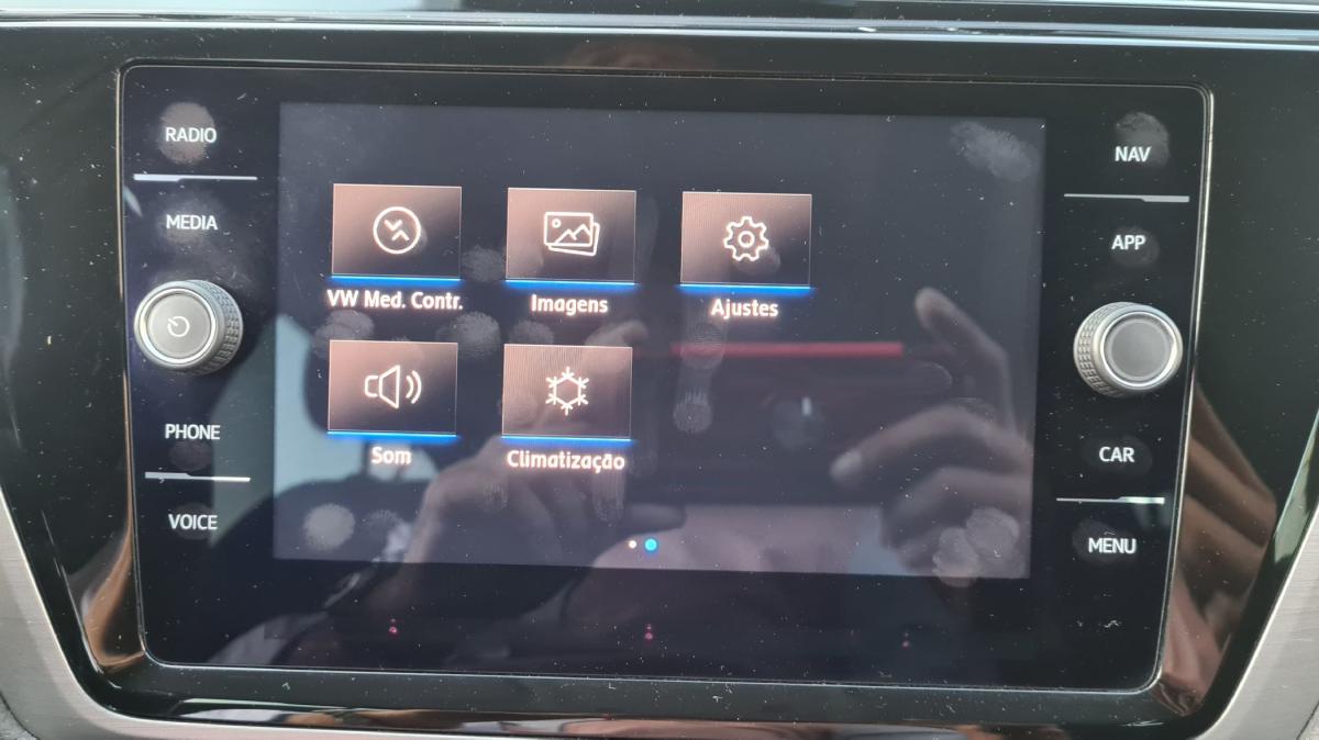 volkswagen-touran-2019-diesel-1598cc