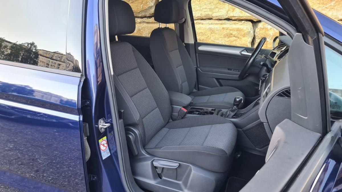 volkswagen-touran-2019-diesel-1598cc