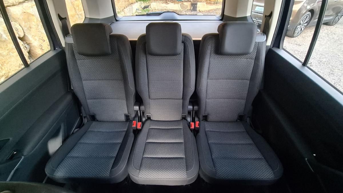 volkswagen-touran-2019-diesel-1598cc