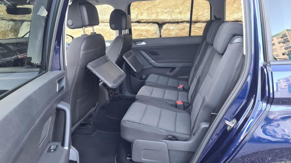 volkswagen-touran-2019-diesel-1598cc