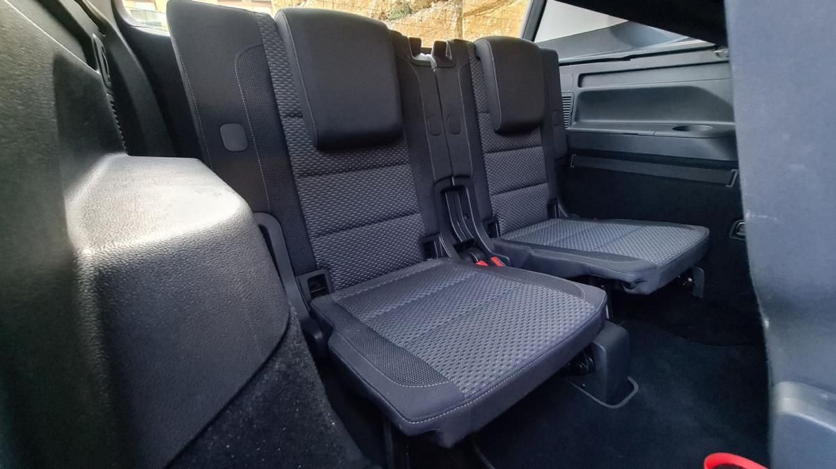 volkswagen-touran-2019-diesel-1598cc