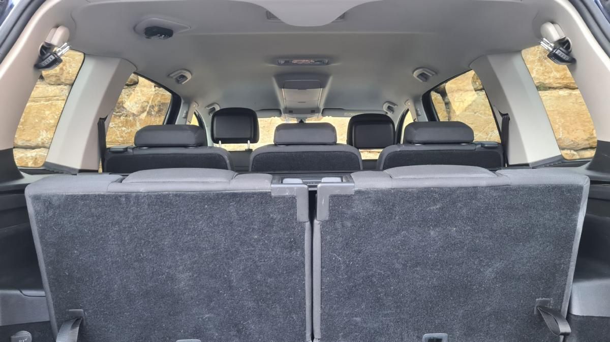 volkswagen-touran-2019-diesel-1598cc