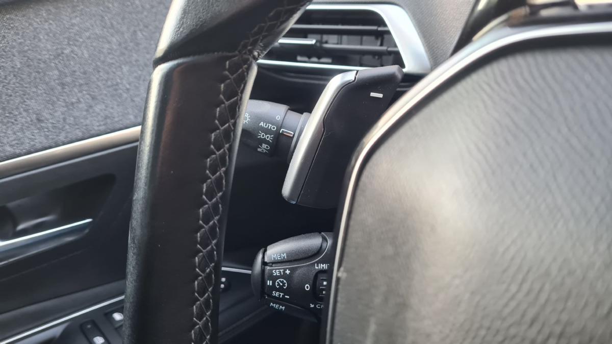 peugeot-3008-2019-diesel-1499cc