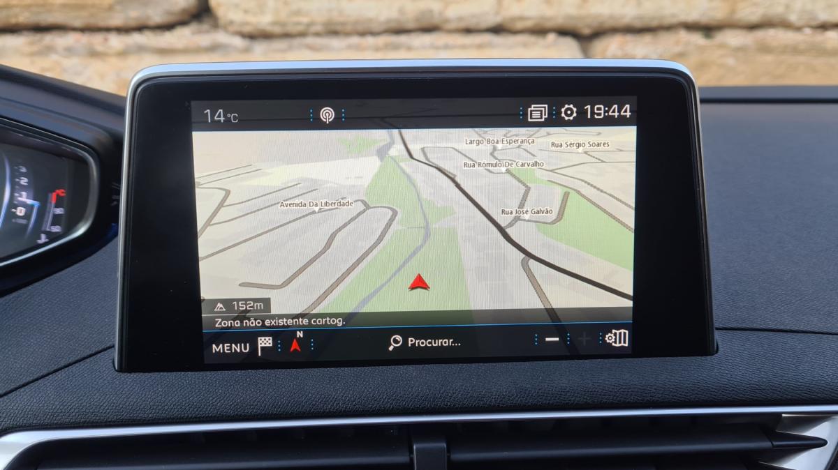peugeot-3008-2019-diesel-1499cc
