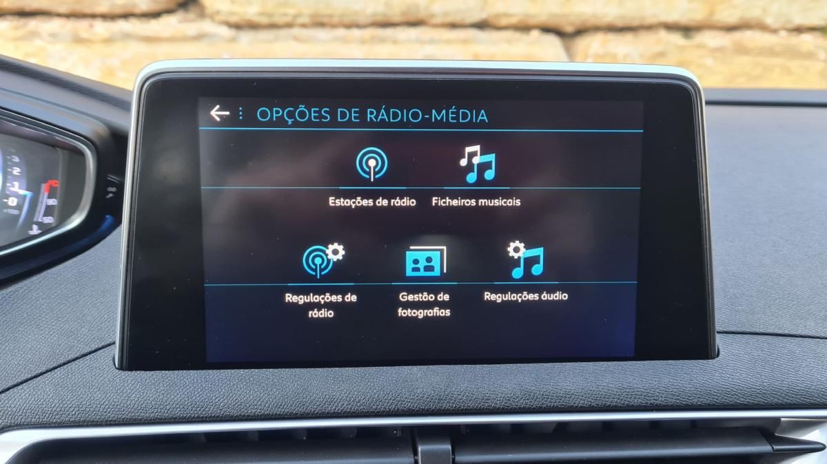 peugeot-3008-2019-diesel-1499cc
