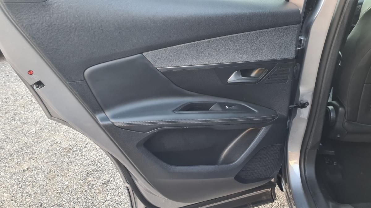 peugeot-3008-2019-diesel-1499cc