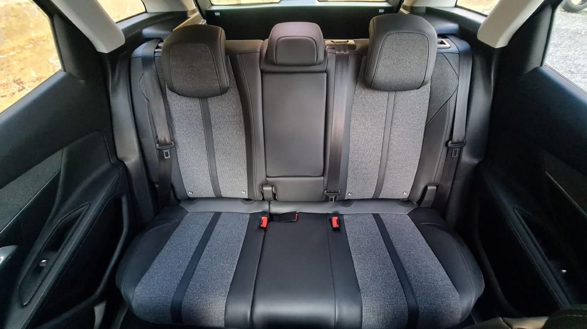 peugeot-3008-2019-diesel-1499cc