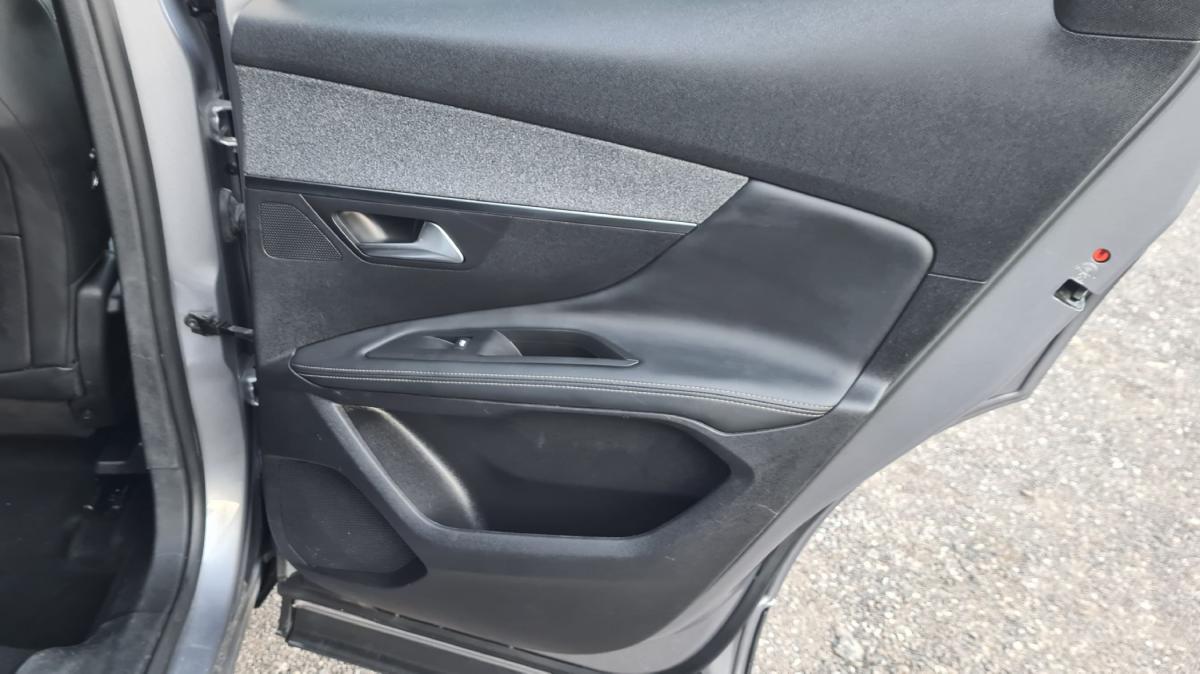 peugeot-3008-2019-diesel-1499cc