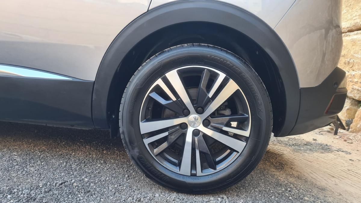 peugeot-3008-2019-diesel-1499cc