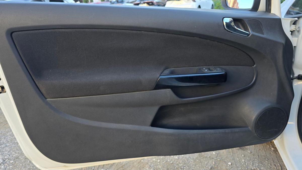 opel-corsa-2011-diesel-1248cc
