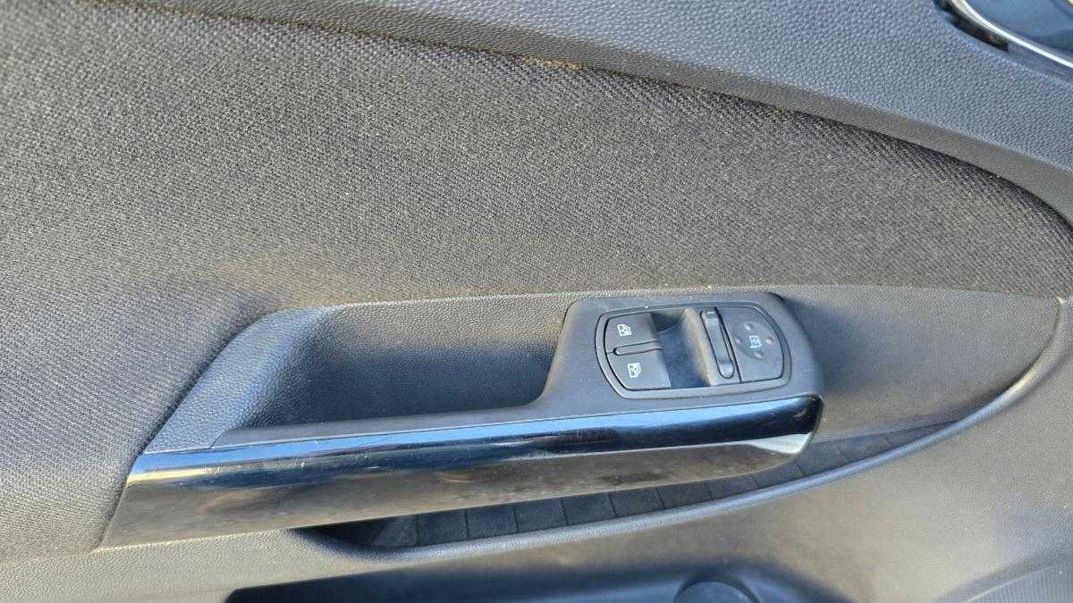 opel-corsa-2011-diesel-1248cc