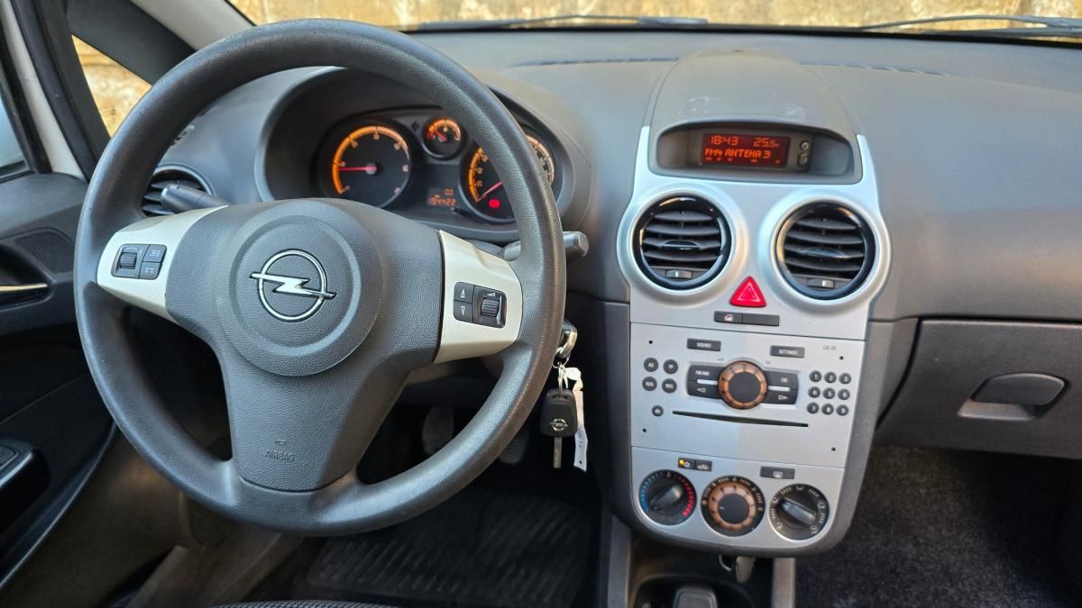 opel-corsa-2011-diesel-1248cc