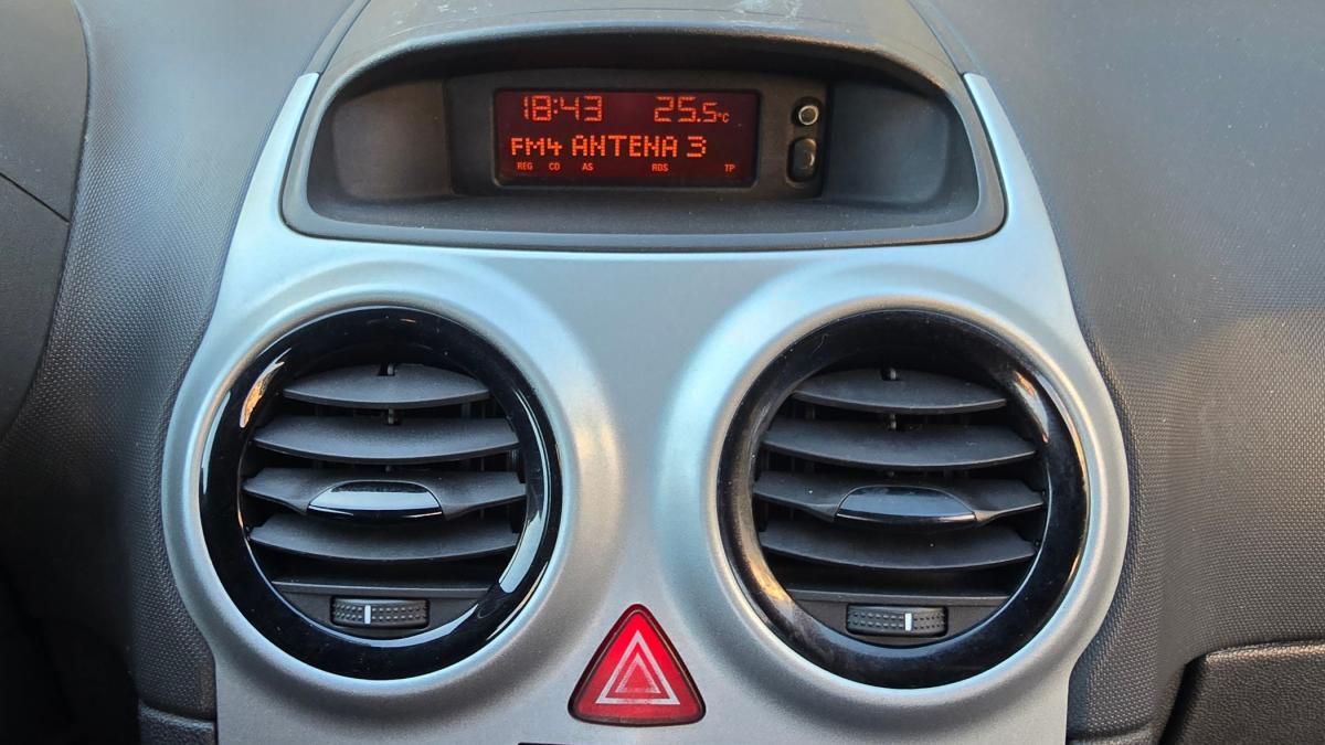 opel-corsa-2011-diesel-1248cc