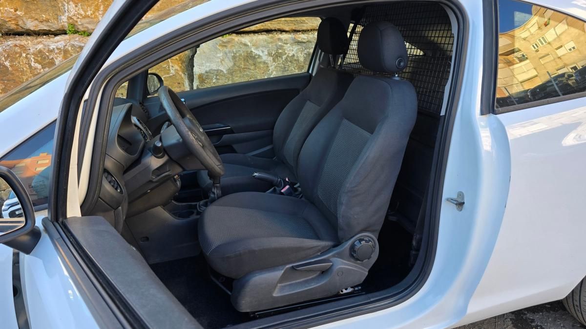 opel-corsa-2011-diesel-1248cc