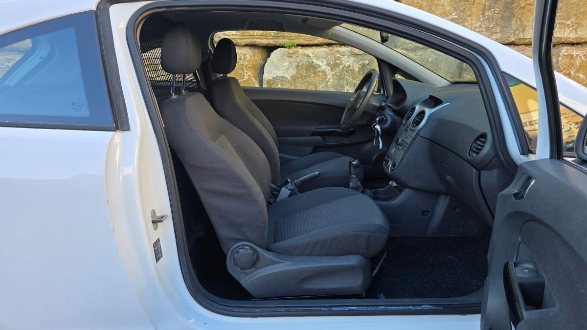opel-corsa-2011-diesel-1248cc