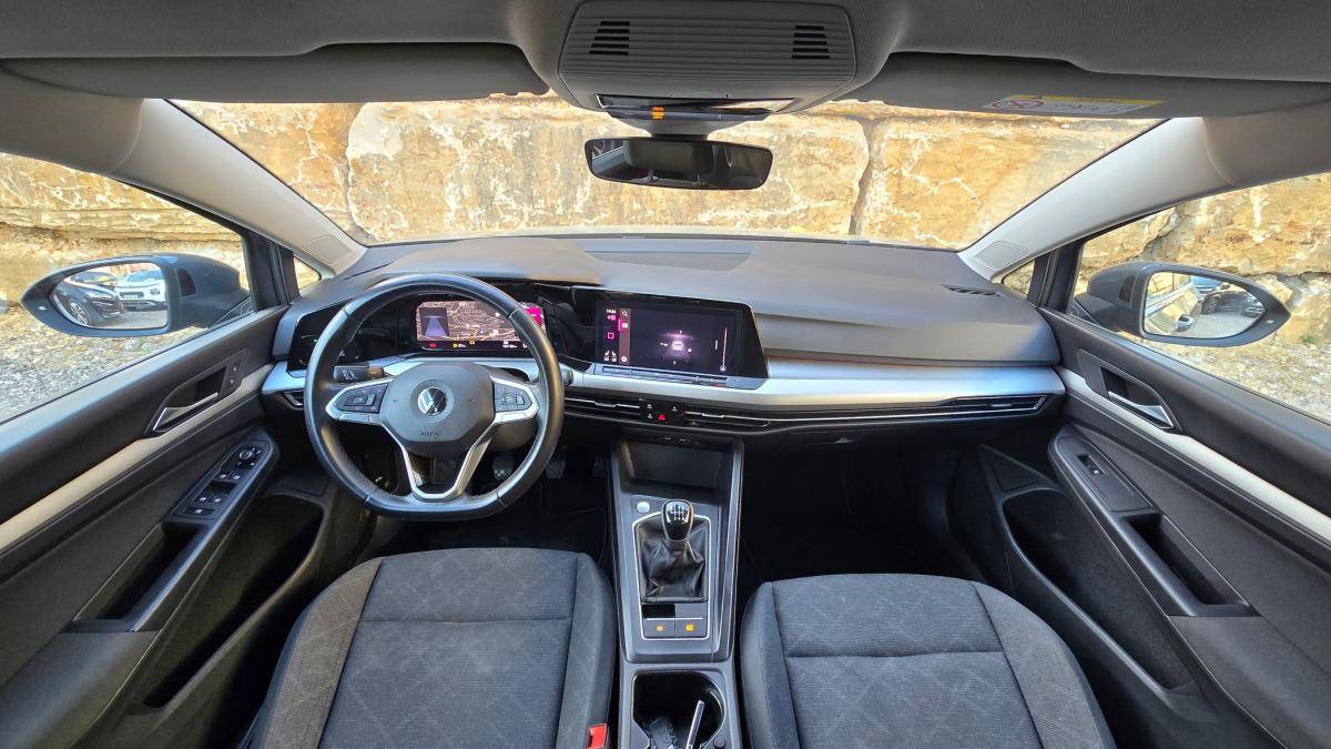 volkswagen-golf-variant-2021-diesel-1968cc