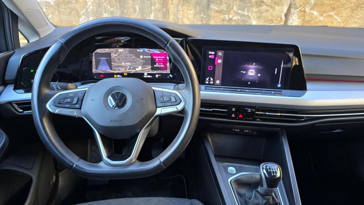 volkswagen-golf-variant-2021-diesel-1968cc