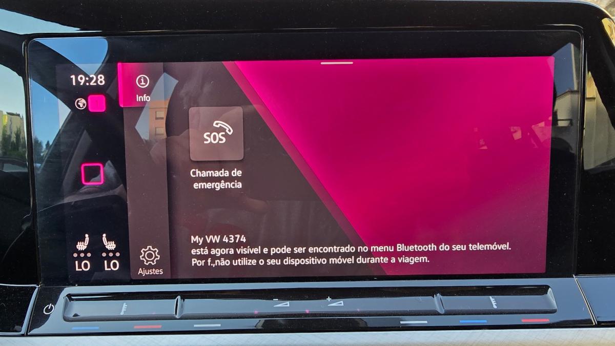 volkswagen-golf-variant-2021-diesel-1968cc