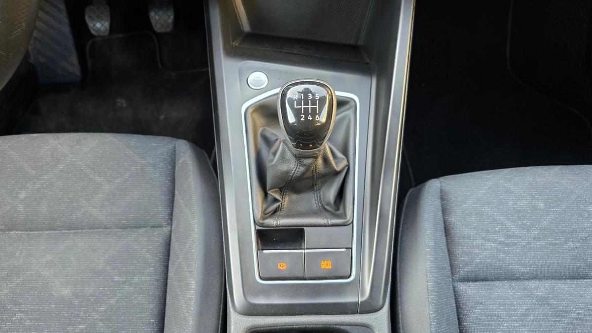 volkswagen-golf-variant-2021-diesel-1968cc