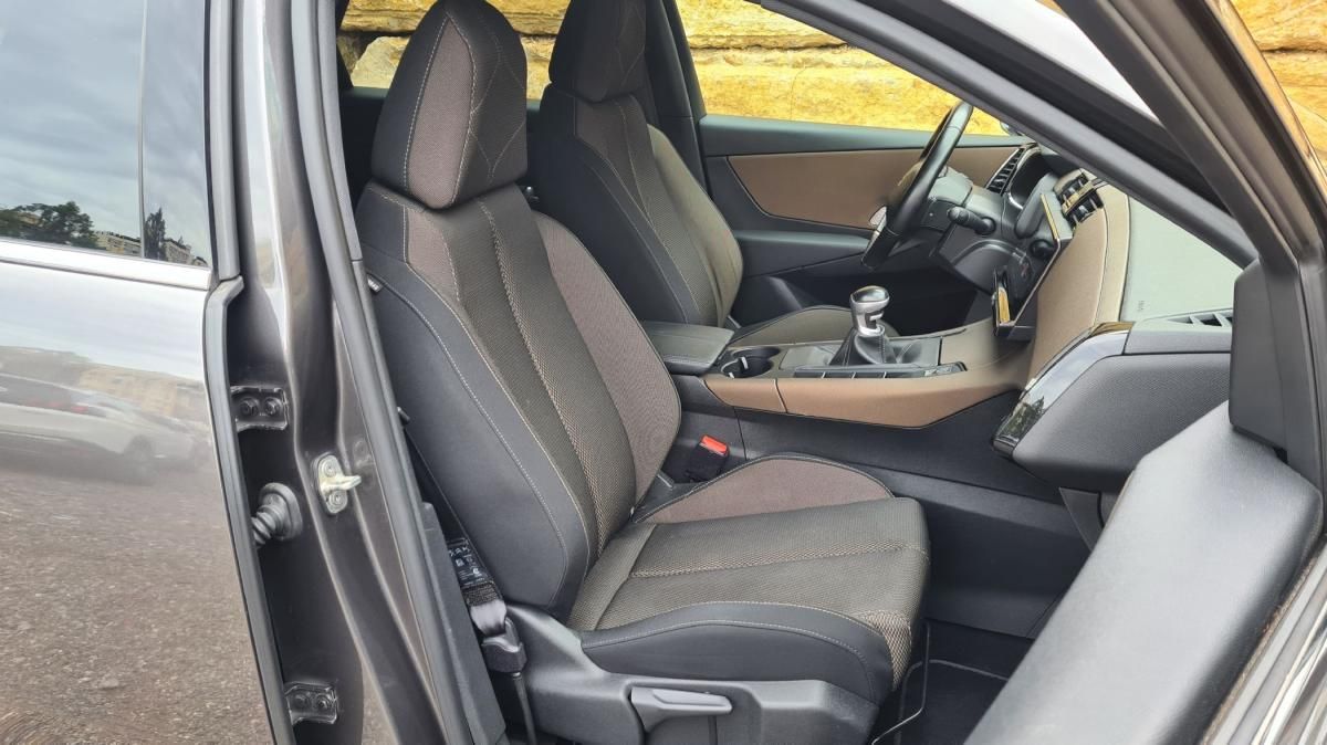 ds-ds-7-crossback-2019-diesel-1499cc