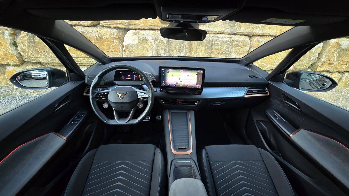 cupra-born-2023-eletrico-0cc